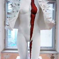 16 Kim Okura Skulptur Plastik 1O1 BABE